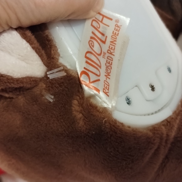 CHRISTMAS RUDOLPH the RED NOSED REINDEER LIGHTS, WRIGGLES & SINGS for HOLIDAYS! - Picture 15 of 17